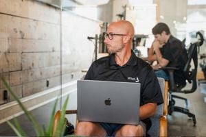 Employee-working-on-laptop