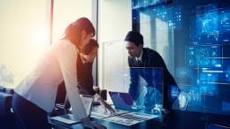 Small-IT-team-working